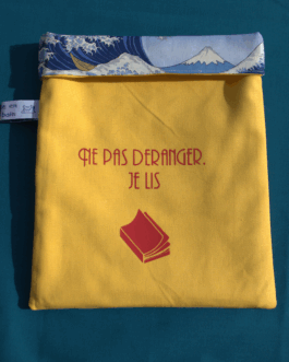 Pochette à livres brochés